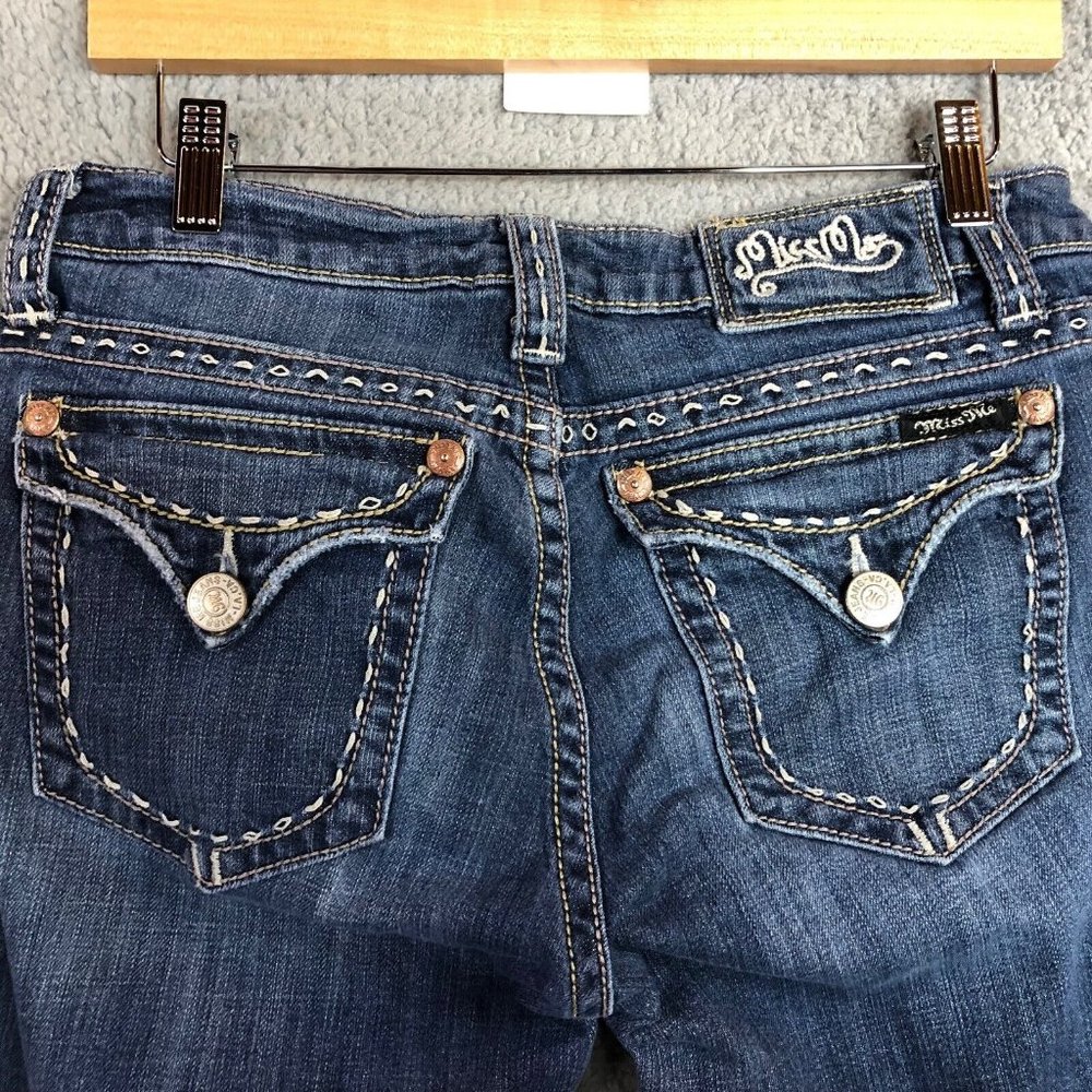 Miss Me Distressed Thick Stitch Flap Pocket Embroidered Label Boot Jeans Sz 31